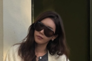 ‘48세’ 채정안, 파리 거리도 런웨이로..독특한 선글라스로 포인트