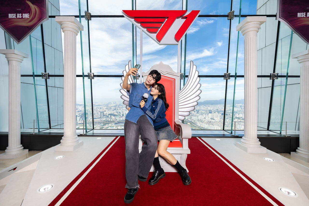 The immersive themed space "T1 IN THE SKY" at Seoul Sky [Lotte World]