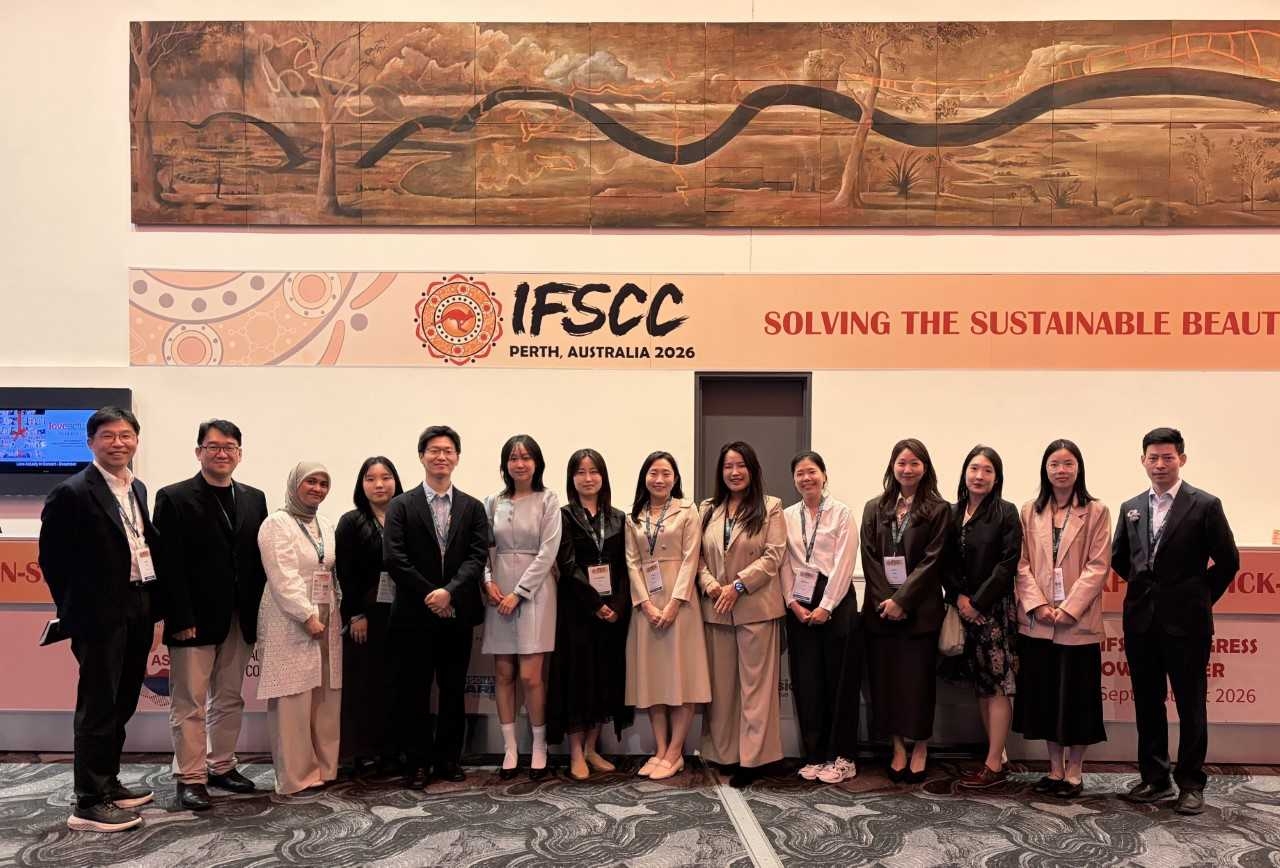 Cosmax researchers attend the IFSCC 2026 congress. [Cosmax]