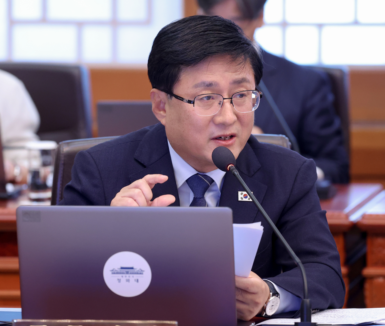 김성환 기후에너지환경부 장관이 지난달 29일 청와대에서 열린 이재명 대통령 주재 국무회의에서 발언하고 있다. [연합]