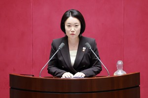 “취임 열흘 만에 시험대”…이소영 첫 국감, 온누리·기술탈취·홈플러스 쟁점 [중기+]