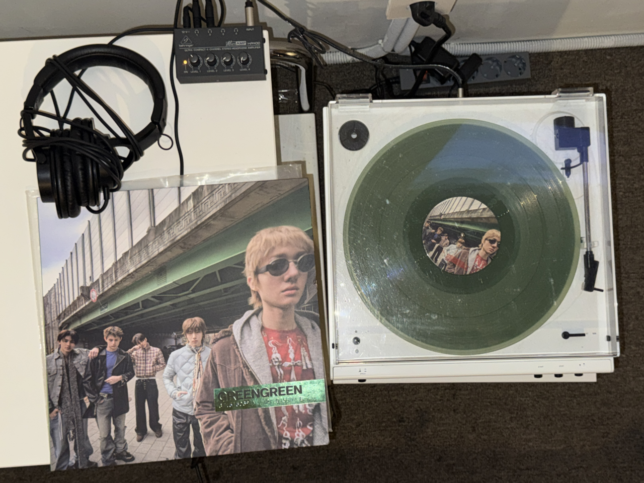 Cortis' "Green Green" plays at Vinyl Inside record cafe in Seoul. (Cha Min-jung/The Korea Herald)
