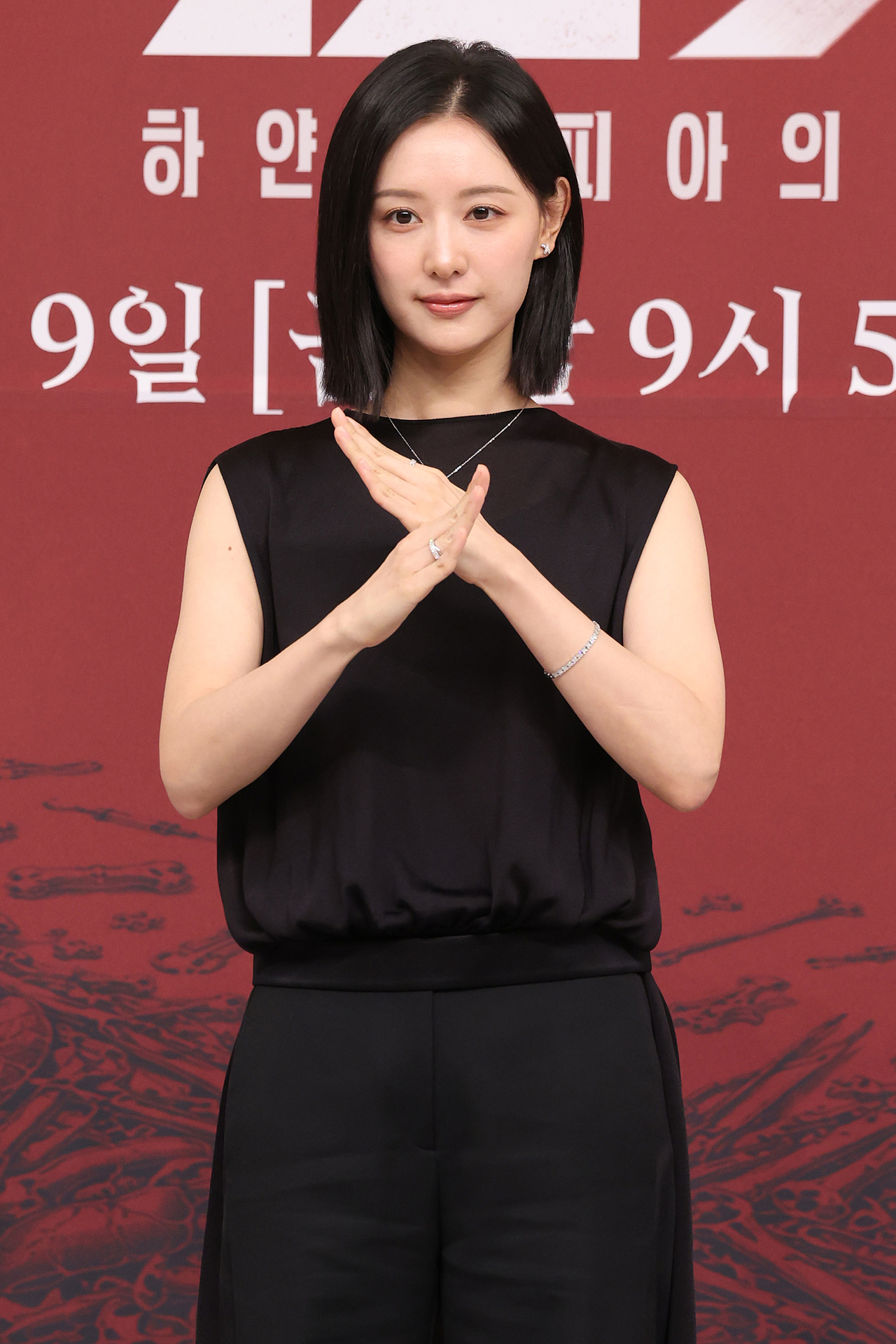 Kim Ji-won poses for a photo during a press conference held in Seoul on Wednesday. (Yonhap)