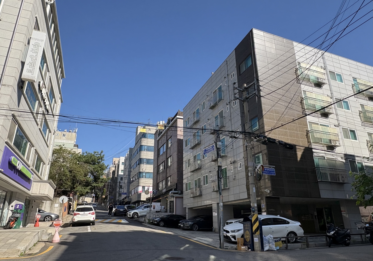 국토교통부 도심 공공주택 복합사업 신규 후보지로 지정된 효창공원앞역 북측 일대. 윤승현 기자