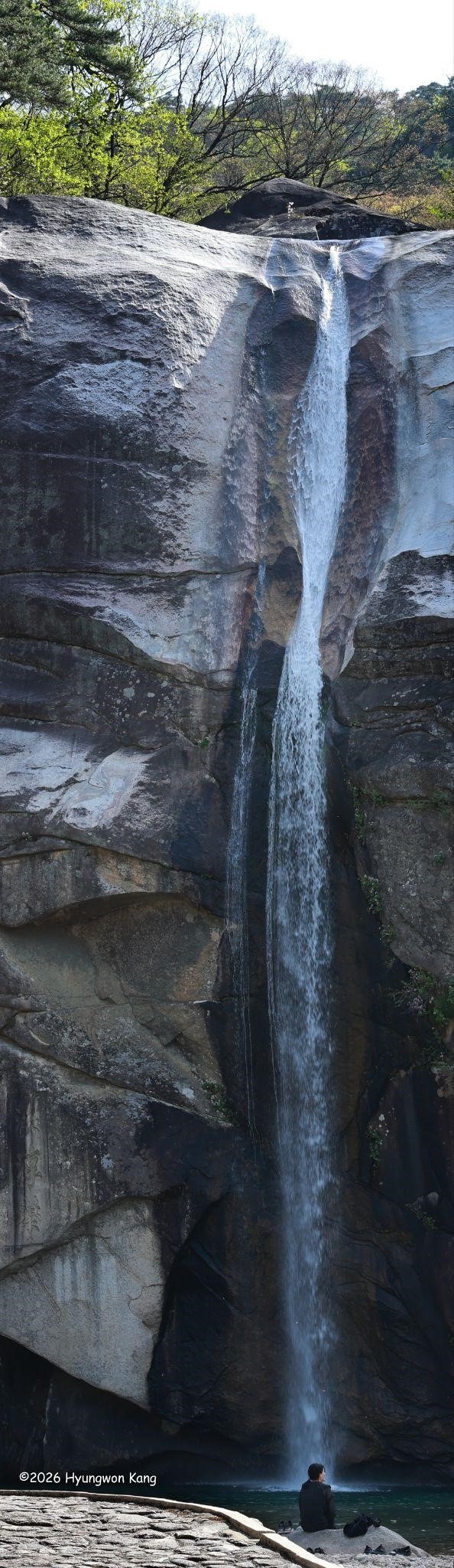 Bangnyeon Falls near Kaesong (Hyungwon Kang)
