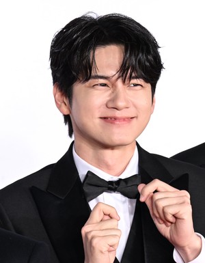 [포토] 옹성우 ‘정가네 잘 부탁드려요’