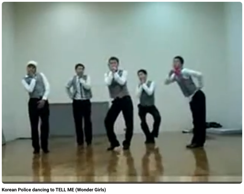 Screenshot of a 2007 dance cover of Wonder Girls' "Tell Me," one of the early K-pop dance covers to gain attention online (YouTube)