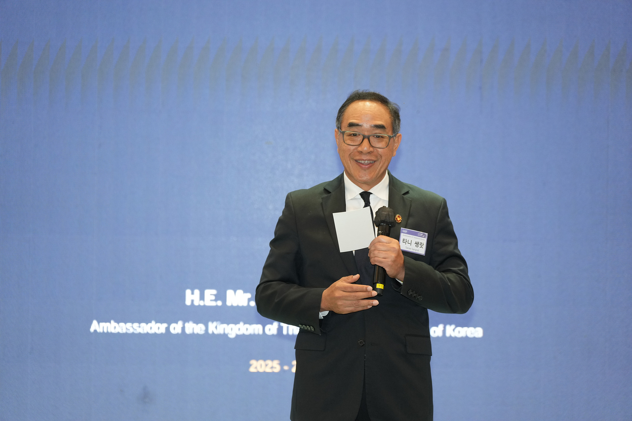 Tanee Sangrat, Ambassador of Thailand to the Republic of Korea, gives remarks during the Global Business Forum at the Ambassador Seoul — A Pullman Hotel in Seoul on Wednesday. (The Korea Herald)