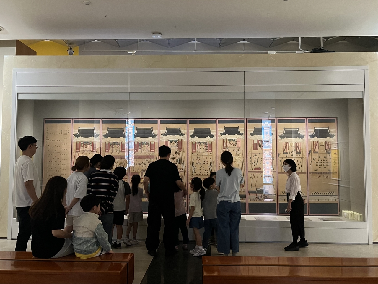 서울역사박물관에서 진행되는 ‘한밤의 역사기행’ 모습. [서울역사박물관 제공]