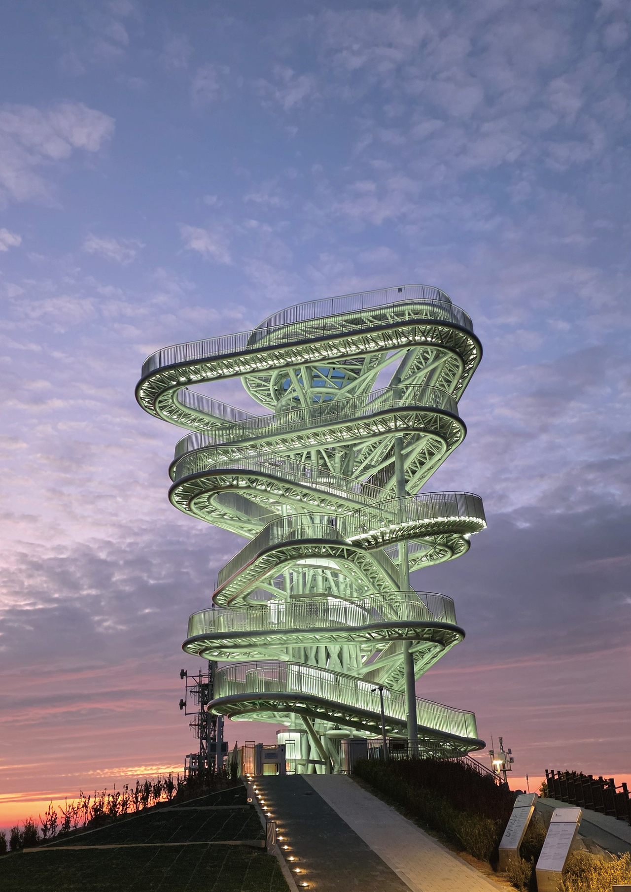 Panorama Walk, an interactive steel sculpture atop Gubongsan in Gwangyang, Jeonnam-Gwangju (Posco)