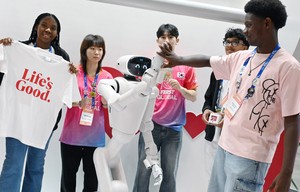 LG CLOiD meets young innovators