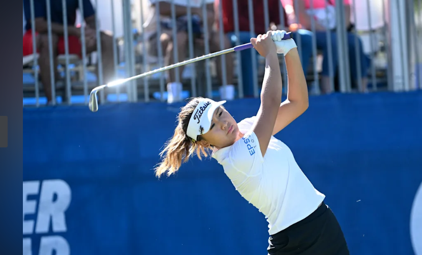 Michelle Zhang tees off during the final round of the Walmart NW Arkansas Championship in Rogers, Arkansas, Sept. 27.    (AP-Yonhap)