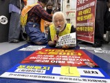 [단독] 마이크 들고 특정 후보 지지 호소…박경석 전장연 대표 검찰 송치 [세상&]
