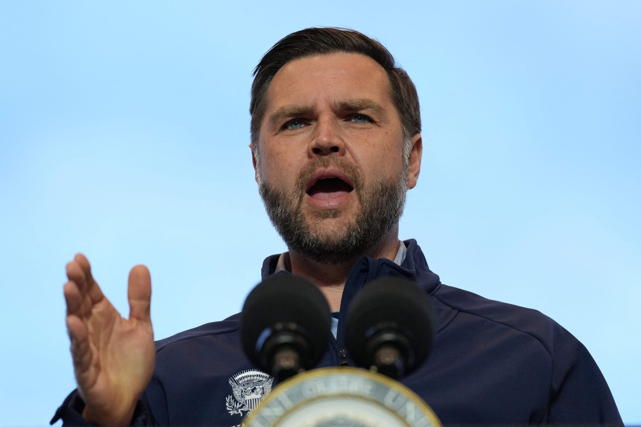 US Vice President JD Vance speaks at a campaign rally at Fairbanks International Airport in Fairbanks, Alaska, on Monday (local time). [AFP]