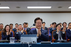 李대통령 지지율 37%, 내림세 멈춰…부정평가는 5%P 감소