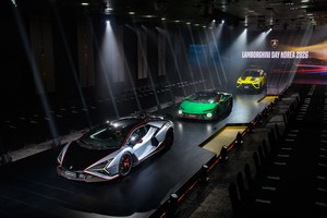 Lamborghini unveils 2 hybrid models in Korea in Asia-Pacific debut