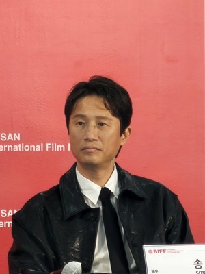 [제31회BIFF]‘도라’ 송새벽 “‘도희야’ 벌써 12년 전..스틸컷 보니 나 좀 귀엽더라”