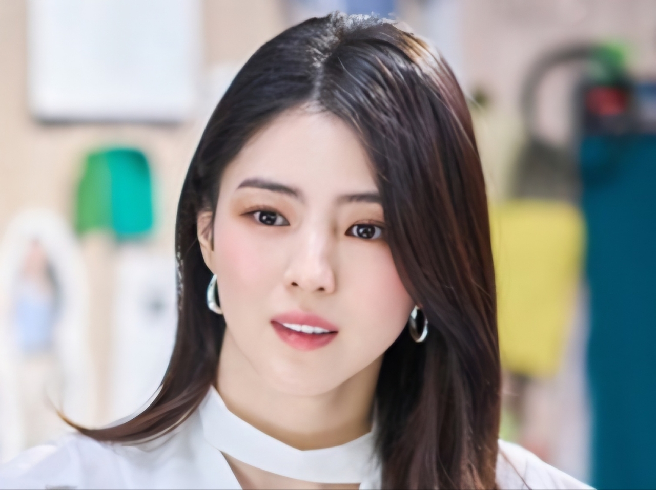 A still from "Intern" [Warner Bros. Korea]