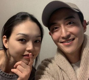 김인석, 안젤라 박과 2년 전 이혼 고백 “아이들에겐 좋은 부모로 함께할 것”[전문]