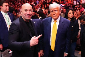 美 FBI, 요원 격투 훈련 UFC에 맡긴다…트럼프 측근 화이트 CEO와 ‘밀착’ 논란도