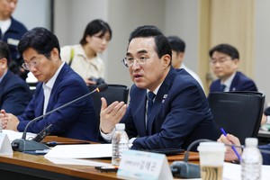 박홍근 “서민금융 이용부터 자립까지 지원 끊기는 지점 살펴야…추가 예산 국회서 검토”