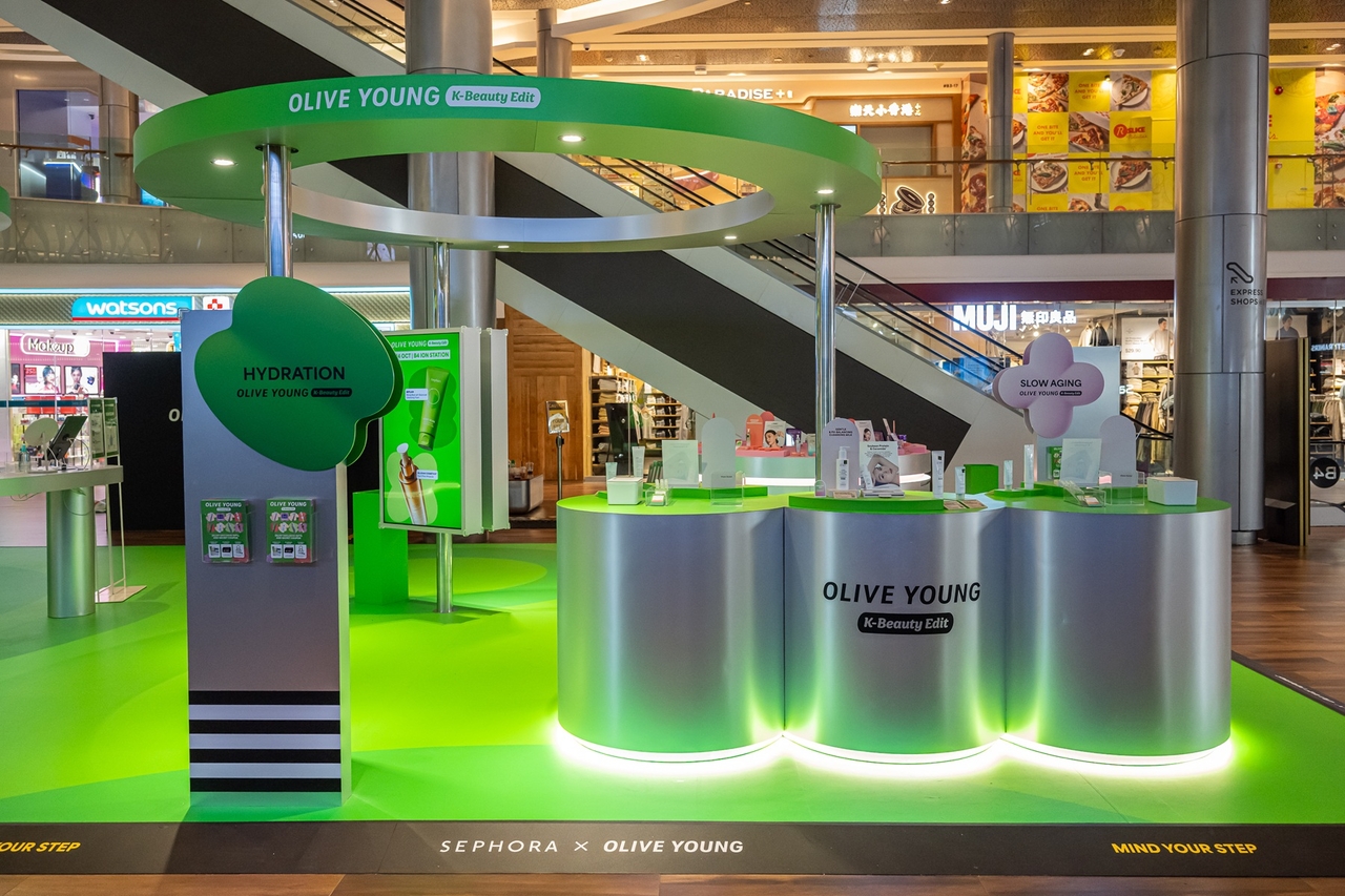이달 8~14일 싱가포르 복합쇼핑몰 ‘아이온 오차드(ION Orchard)’에서 진행하는 ‘올리브영 K뷰티에딧’ 팝업스토어 현장 [올리브영 제공]