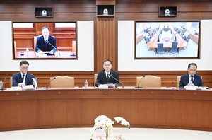 Finance minister urges preemptive action for supply chain stability