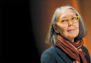 “노벨문학상 앤 카슨 누구길래”…작품 판매량 230배 급증
