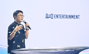[포토] 이수만 키 프로듀서, A20를 소개합니다
