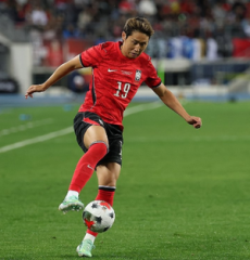 Lee Kang-in denies national team rift rumors, threatens legal action