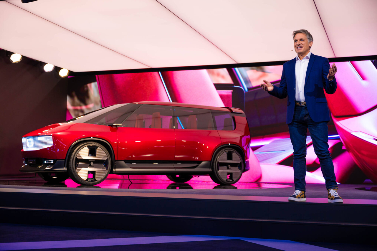 Alexandre Malval, Renault's vice president of design, introduces the Renault E-Space Concept at the 2026 Paris Motor Show. [Joint press corps]