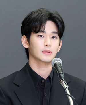 [뮤즈이슈]김수현 누명 완전히 벗나..故김새론과의 카톡 당사자, 연예인 A씨였다