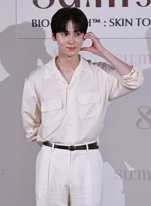 [포토] 황민현 ‘훈남의 정석’
