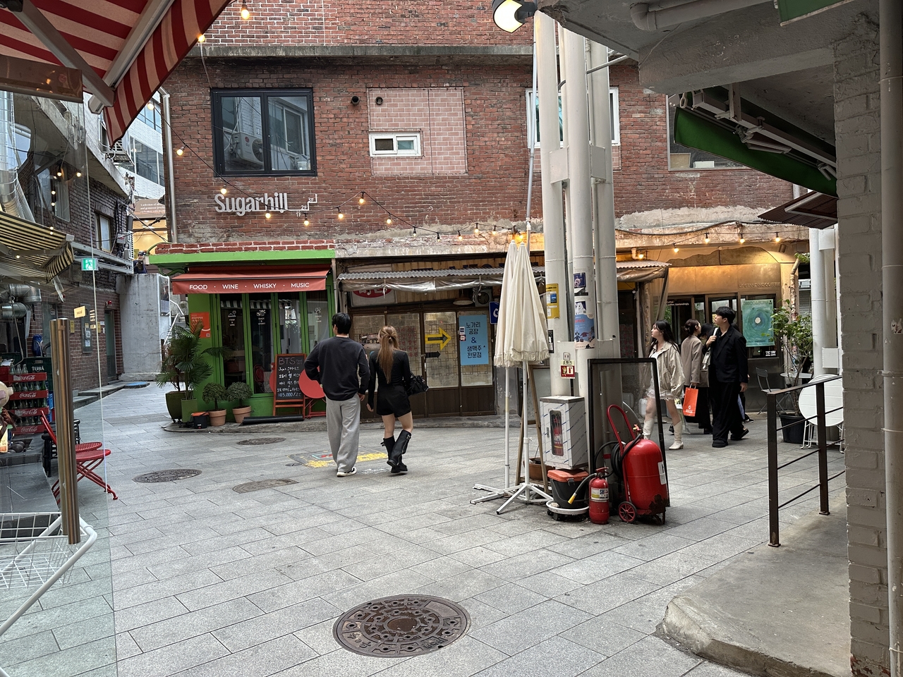 The same space inside Sinheung Market after renovation, photographed on Oct. 13. (Tammy Park/The Korea Herald)