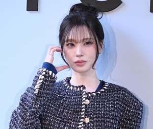 [포토] 아이브 리즈 ‘매력적인 보조개’