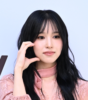 [포토] 트와이스 미나 ‘볼 하트는 기본’