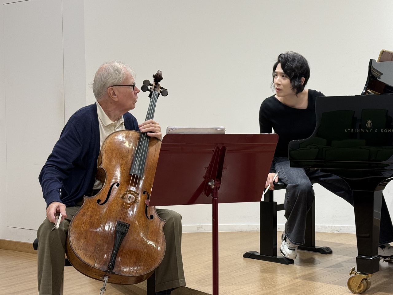 Cellist Arto Noras and pianist Kim Kyu-yeon [Seoul International Music Festival]