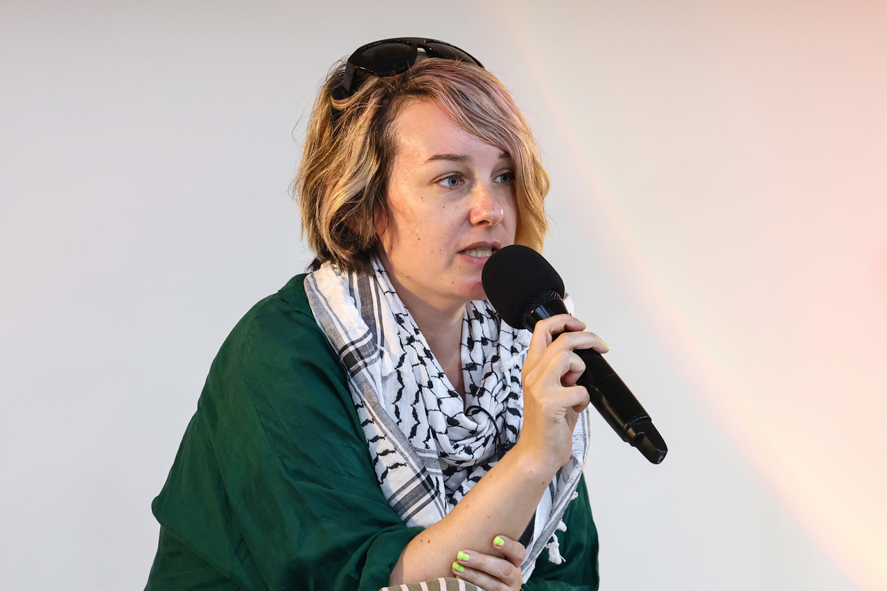 Deborah Smith speaks during a colloquium hosted by the National Museum of World Writing Systems in Incheon on Oct. 8. (The National Museum of World Writing Systems)