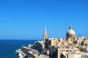 Where pale gold meets sapphire blue