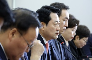 장동혁 “李대통령, 인천 칼부림 때 상어 구경하며 셀카…국민생명 무관심”