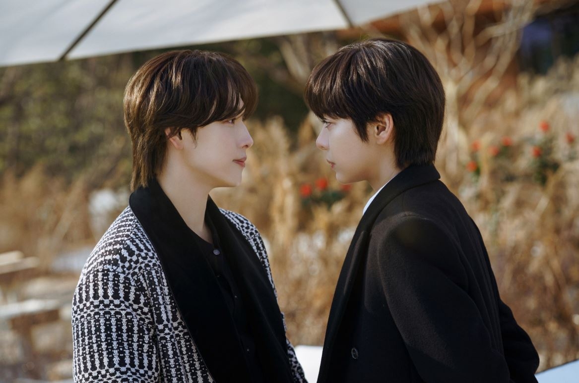 "Love In Disguise," starring Im Si-wan (left) and Seorina (tvN)