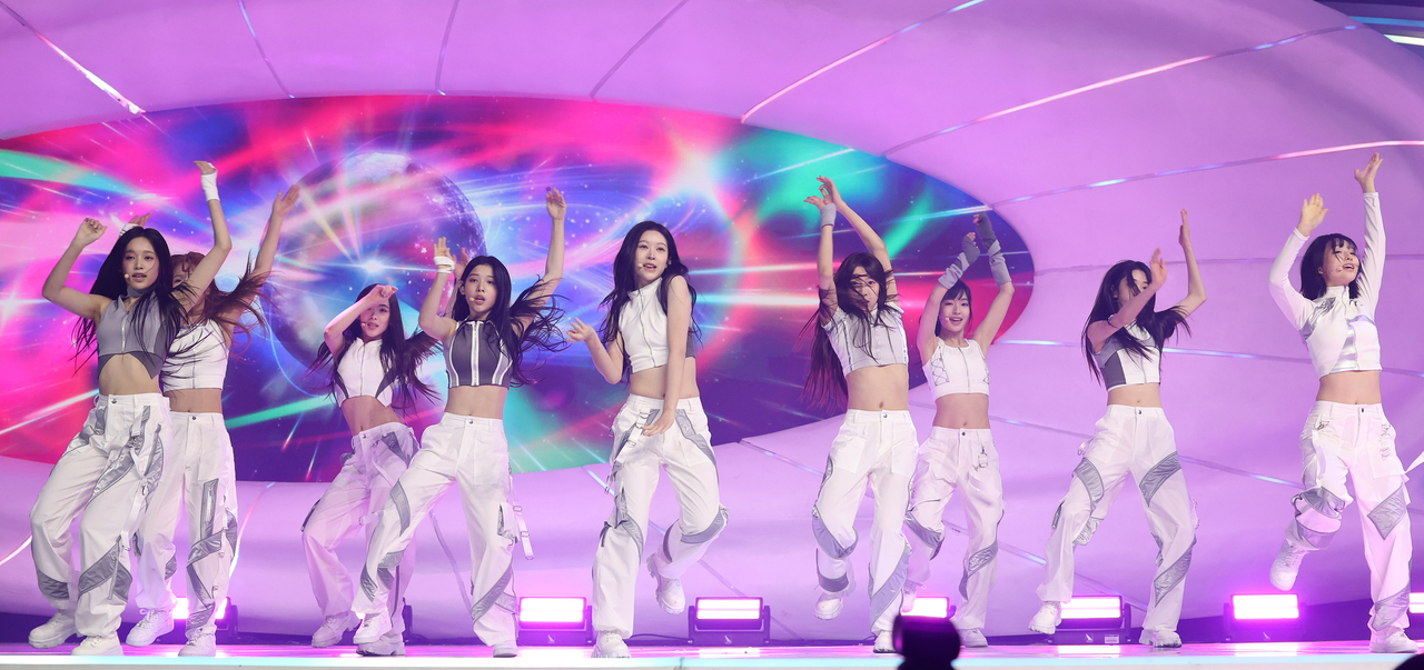 A2O Lite performs during A2O Entertainment's global debut showcase, "Welcome to Soulite From A2O Soul A2O Lite," at Kintex in Goyang, Gyeonggi Province, Monday. (Yonhap)