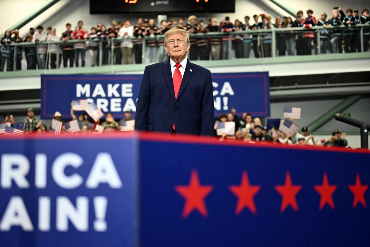 US President Donald Trump arrives to speak at a campaign rally in Wasilla, Alaska, Tuesday. (AFP-Yonhap)