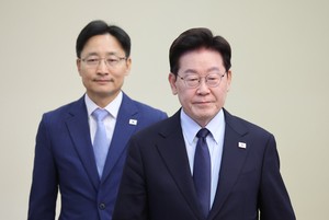 [속보] 李대통령 “강력범죄에 전쟁 선포…특단의 대책 수립해야”
