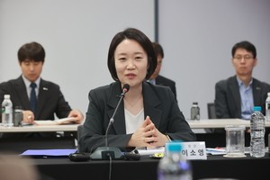 이소영, 바이오 기업 찾아 “성장 가로막는 규제 걷어낼 것”