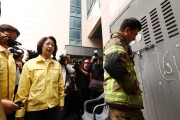 與, 추미애 ‘소방 재정 빨대’ 발언 대신 사과…秋는 침묵