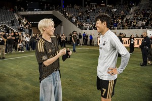 샤이니 태민, 美 LAFC 홈경기서 손흥민 만났다..깜짝 투샷