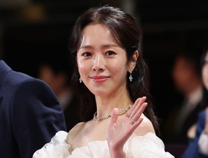 협박·모욕성 게시물 19차례…한지민 괴롭힌 30대 여성 최후