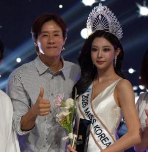 [뮤즈이슈]“많은 관심 감사” 우서윤, 성형 의혹 두 달만 미코 眞 당선 소감