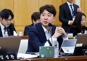 이준석, 추미애에 “화끈한 도발중…전세 씨 말린 정부와 한판합시다”